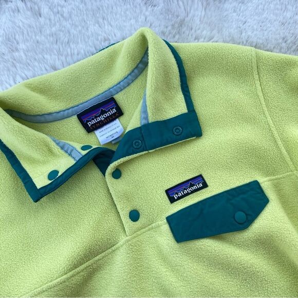 Patagonia Lime Green Synchilla Snap-T Fleece winter Fall Sweater Pullover Sz. M - Picture 2 of 5